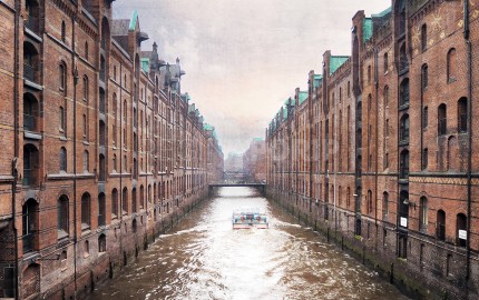 Hamburg Speicherstadt 19  –  80 x 50 cm – Canvas Leinwand auf Keilrahmen gespannt